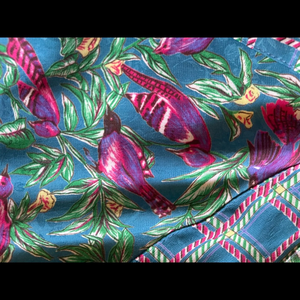 SOLD | 80s Vintage Diane Freis Bird Print Ruffle Dress - Picture 8 of 9